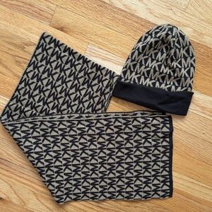 NWT Michael Kors Beanie and Scarf Set